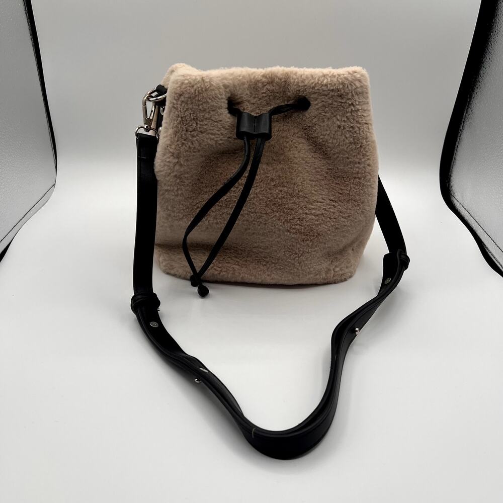 HOUSE OF HARLOW 1960 Faux Shearling Bucket Bag